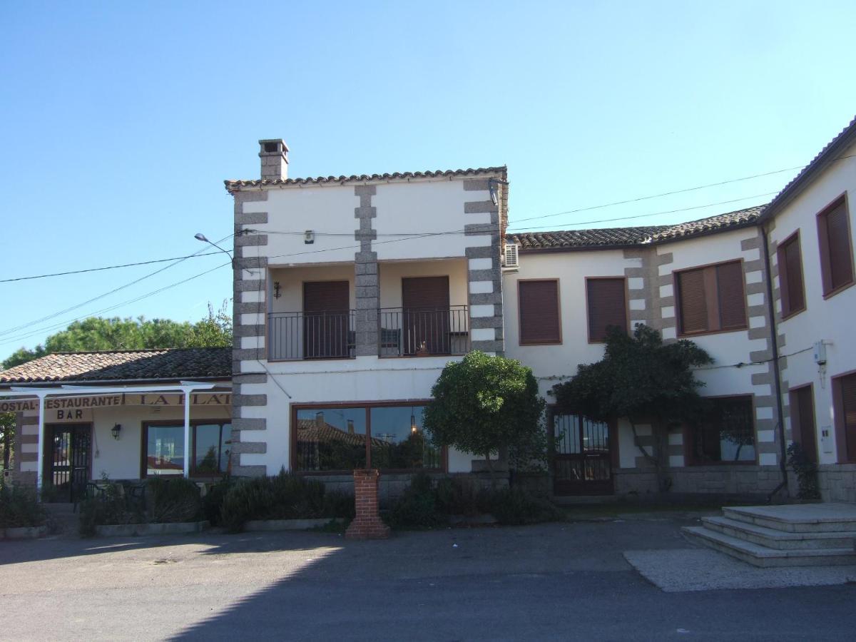 Hostal La Plata Oropesa Bagian luar foto
