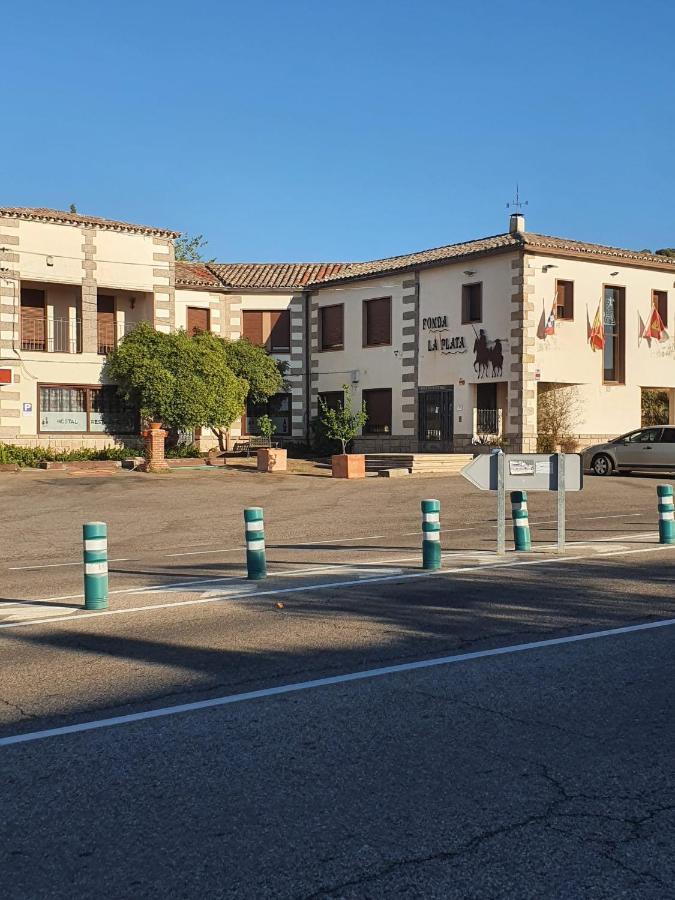 Hostal La Plata Oropesa Bagian luar foto