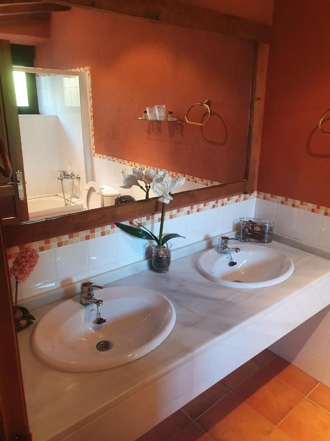 Hostal La Plata Oropesa Bagian luar foto
