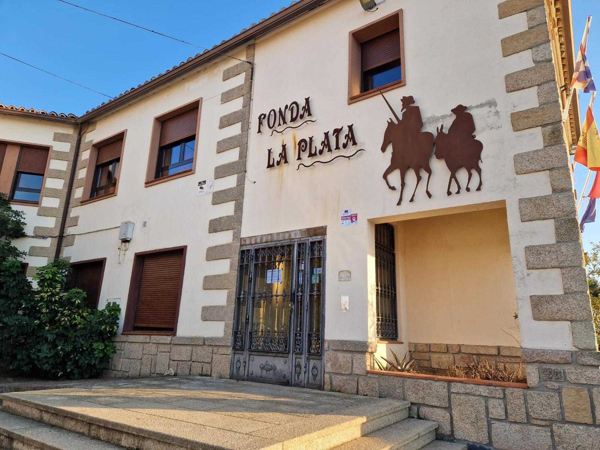 Hostal La Plata Oropesa Bagian luar foto