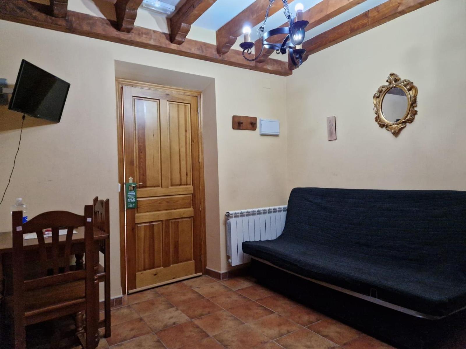 Hostal La Plata Oropesa Bagian luar foto