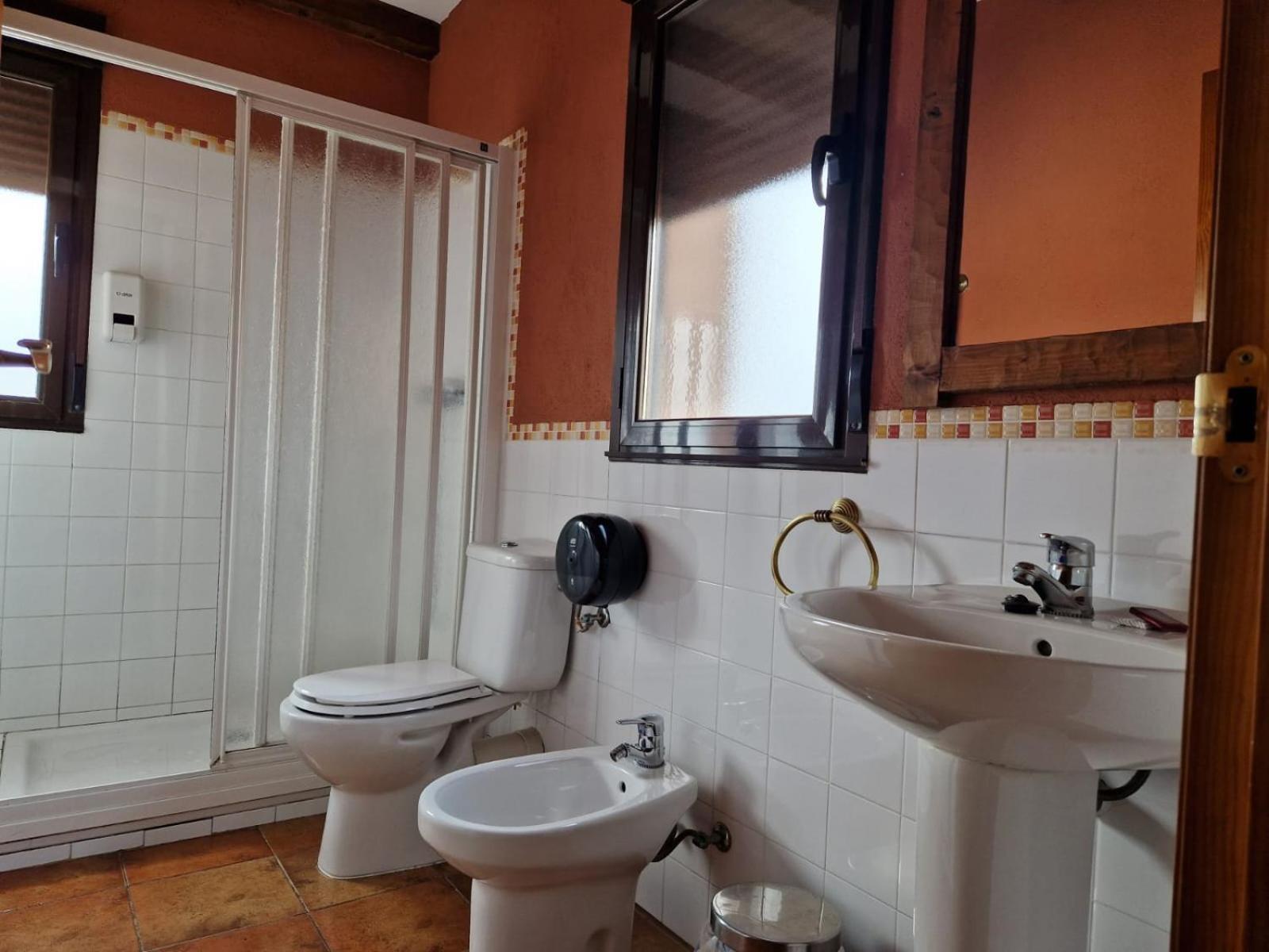 Hostal La Plata Oropesa Bagian luar foto